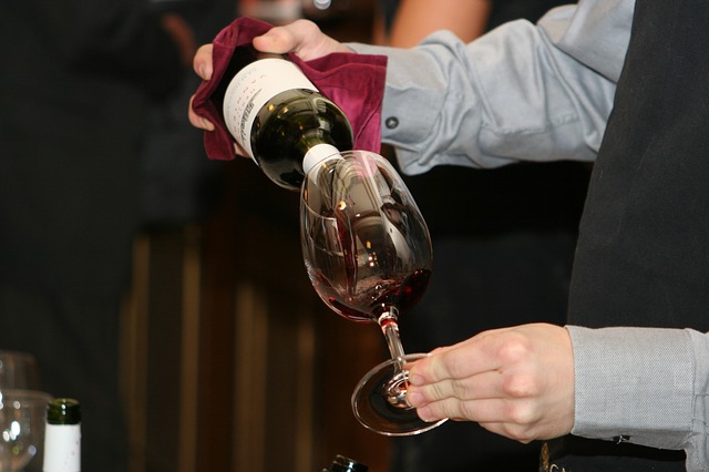 wine-786933_640